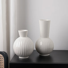 High-grade Living Room Table Decoration White American Striped Ceramic Vase