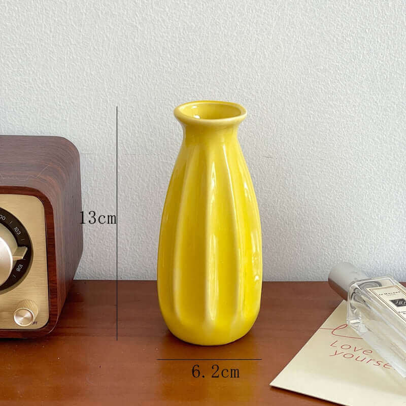 Colored Ceramic Small Vase Tabletop Decoration