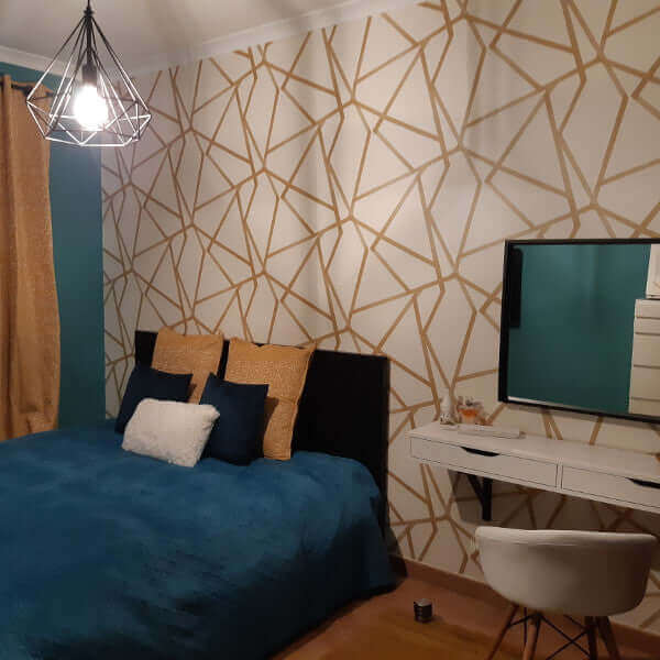 Elegant Geometric Non-Woven Wallpaper - Golden Yellow, Sound-Absorbing, Modern Design