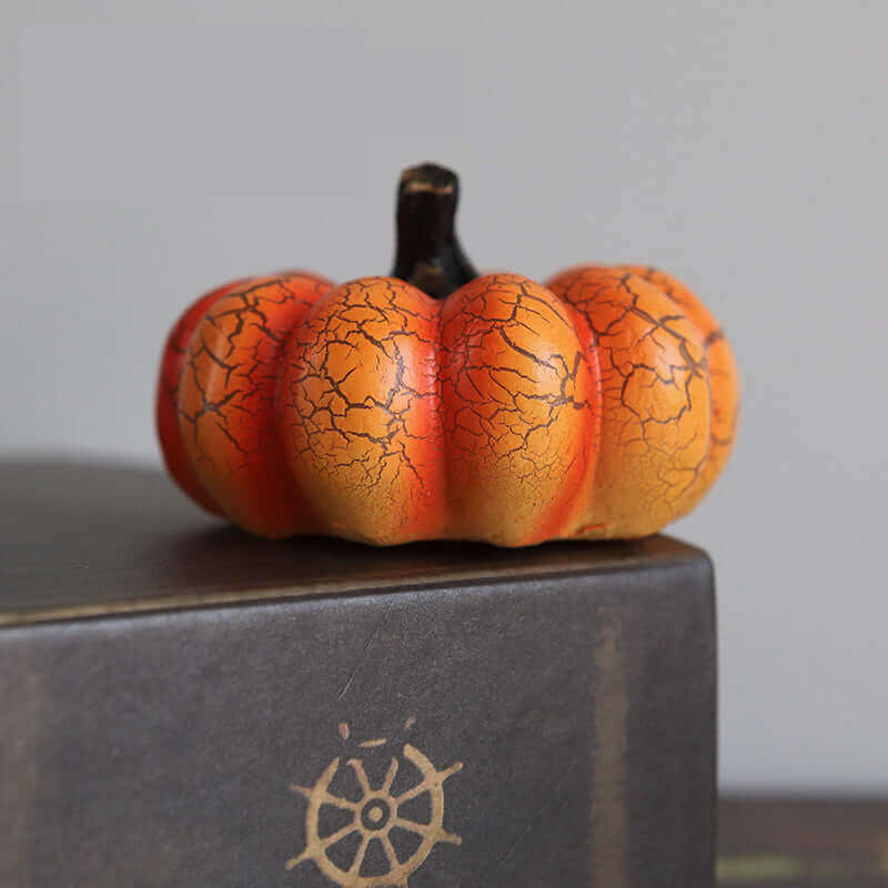 New Halloween Pumpkin Lantern Simulation Pumpkin LED Candle Lamp Resin Luminous Pumpkin