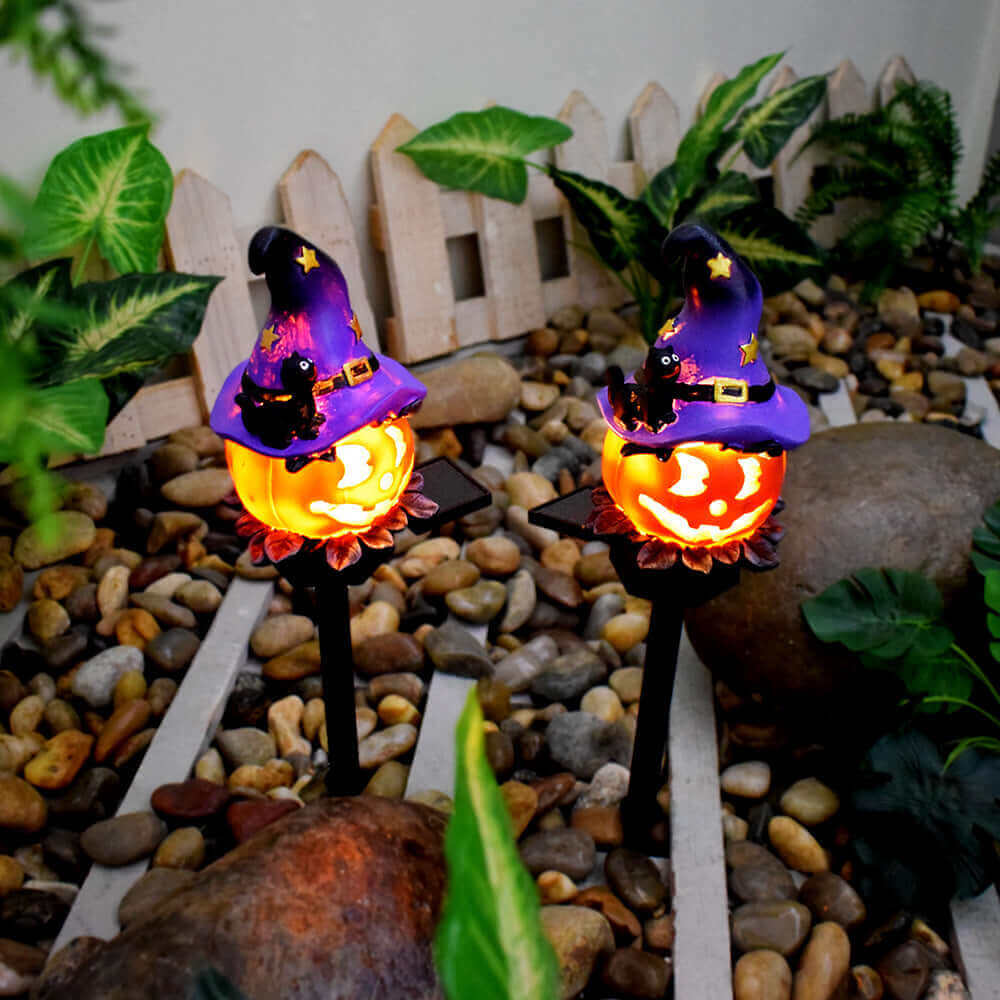 Solar Halloween Outdoor Creative Atmosphere Pumpkin Lamp with Waterproof Wrought Iron Design for Garden Decor