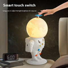 Lampe de nuit créative pour astronaute avec chargeur lunaire