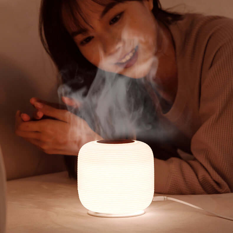 New USB Round Plain White Desktop Aromatherapy Machine Humidifier Creative LED Night Light