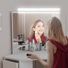 Miroir de maquillage avec petite lampe de nuit à LED