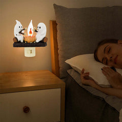 Ghost Campfire Flickering Nightlight 2 Ghosts Roasting Plug Wall Spooky Fire Marshmallow Night Light For Halloween Decor