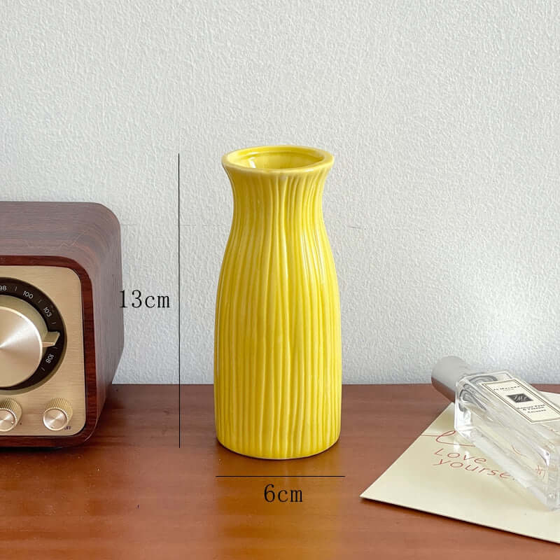 Colored Ceramic Small Vase Tabletop Decoration