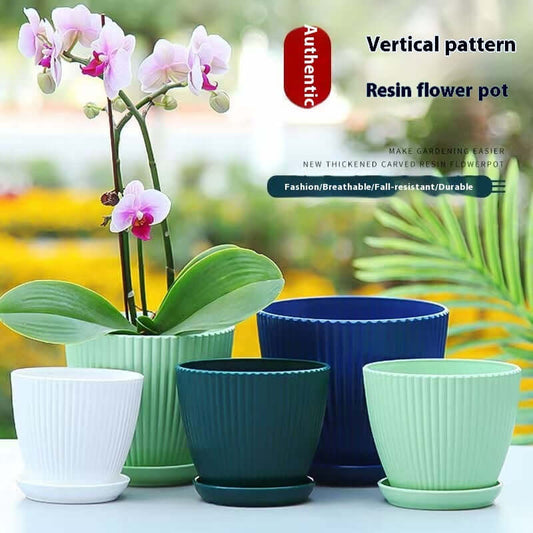 Einfacher Blumentopf mit Tablett aus Kunststoffharz