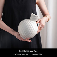High-grade Living Room Table Decoration White American Striped Ceramic Vase