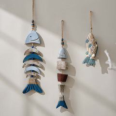 Wandbehang mit mediterranen Fischen im Retro-Stil aus Holz